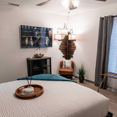 Upscale Ybor House With Outdoor Living Space Tampa Ngoại thất bức ảnh